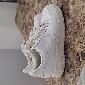 Nike Air Force 1 LE (GS) Triple White Men's 8.5
